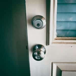 knob door lock