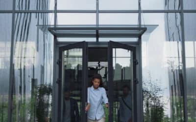 Commercial Glass Doors: Enhancing Security with Advanced Hardware